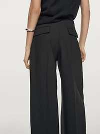 Wide-leg trousers with darts