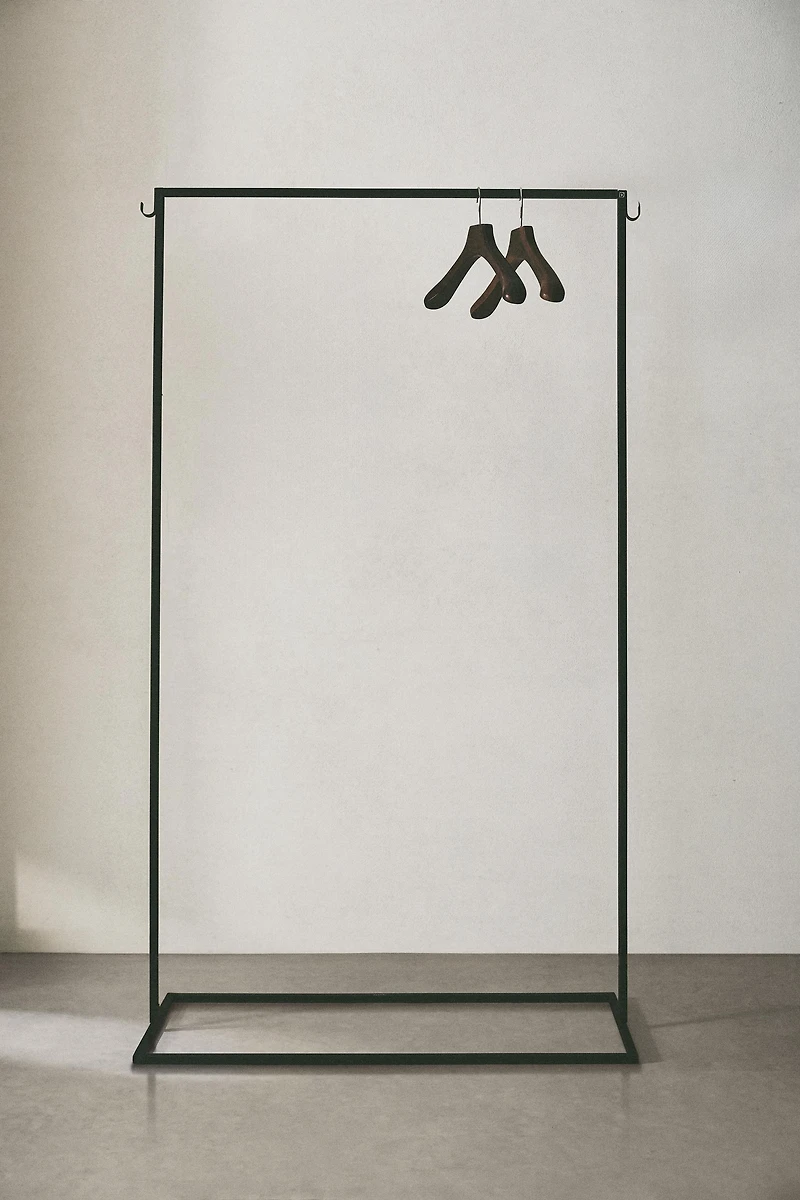 METAL RACK