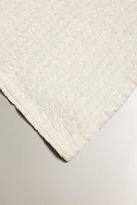 PLEATED TEXTURED BATH MAT