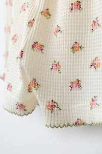 FLORAL WAFFLE SHORTS