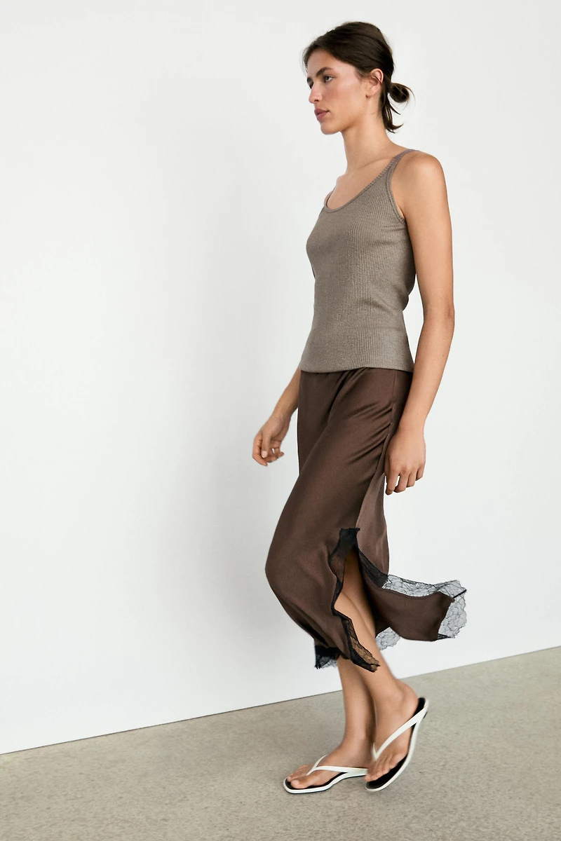 Lace-trimmed midi skirt