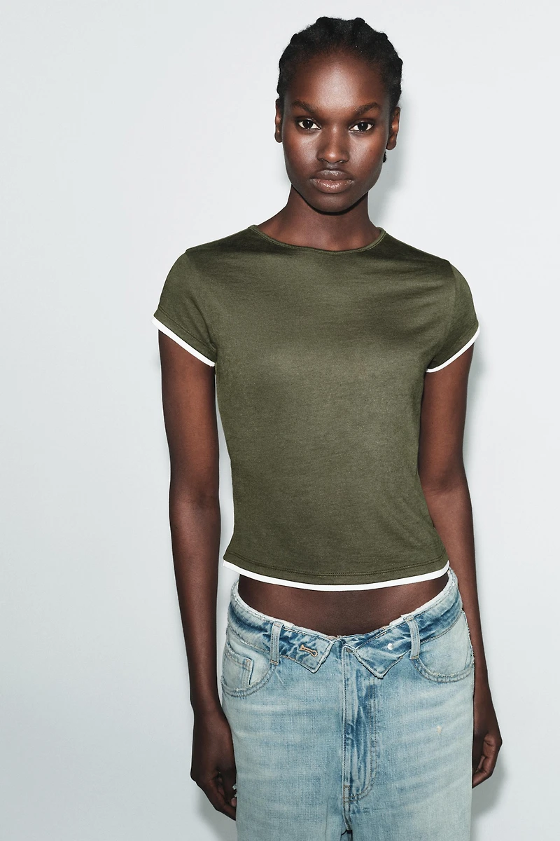 CONTRAST PIPING T-SHIRT