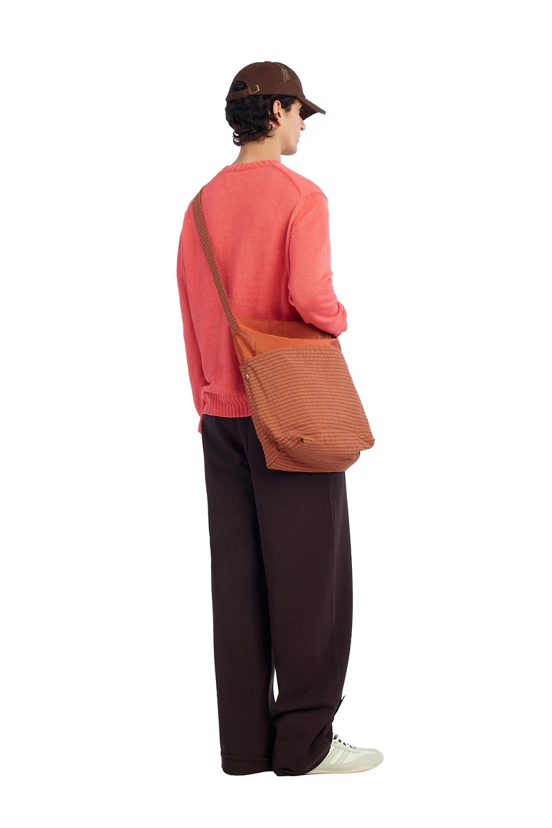 RELAXED FIT 100% LINEN SWEATER