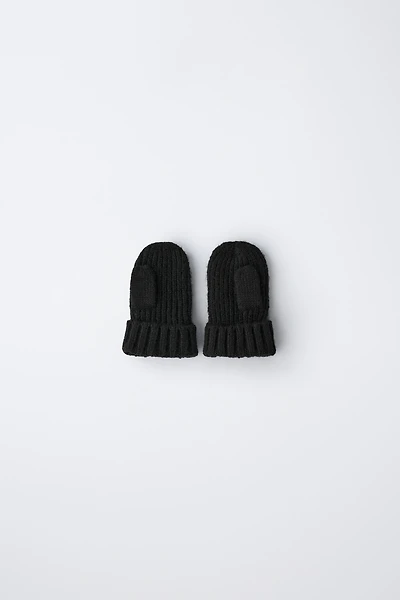 KNIT MITTENS