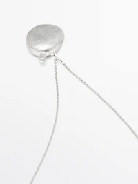 Collier pendentif métallique