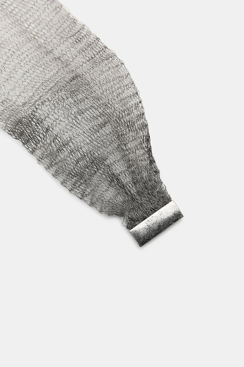 COLLIER RAS-DE-COU EN MAILLE MÉTALLIQUE