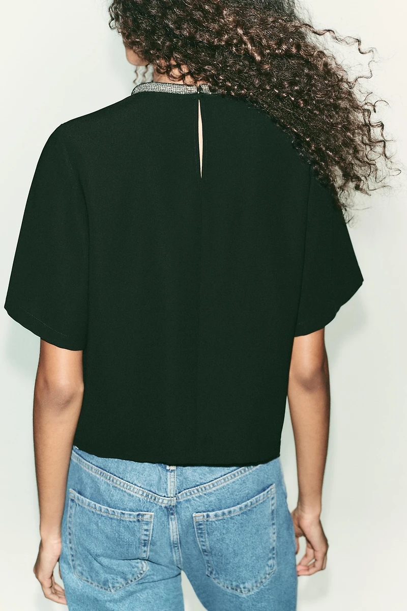GLITTER NECK TOP