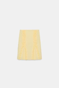 EMBOSSED RUFFLED SKIRT