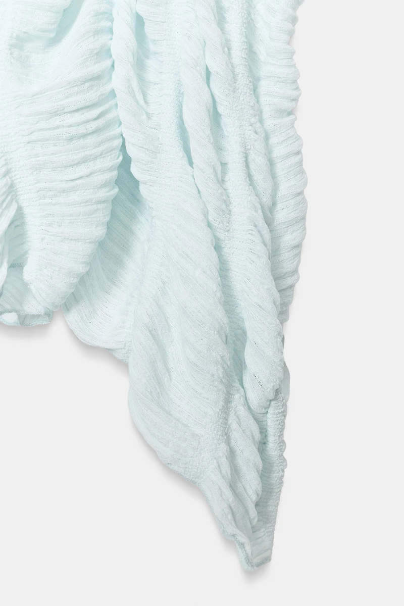 TEXTURED CAPE TOP