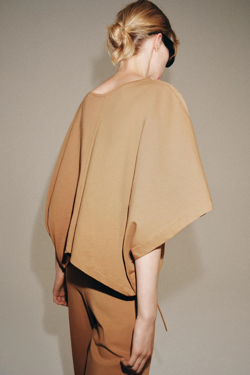 COTTON CAPE-SLEEVE T-SHIRT