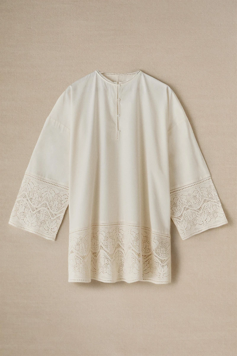 SHORT NIGHTGOWN