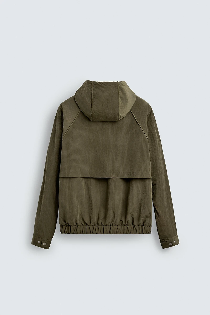 VESTE TECHNIQUE LÉGÈRE DÉPERLANTE
