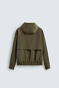VESTE TECHNIQUE LÉGÈRE DÉPERLANTE