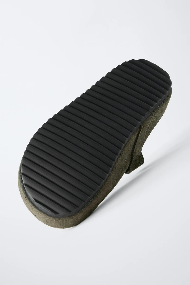 SPLIT LEATHER T-STRAP CLOGS