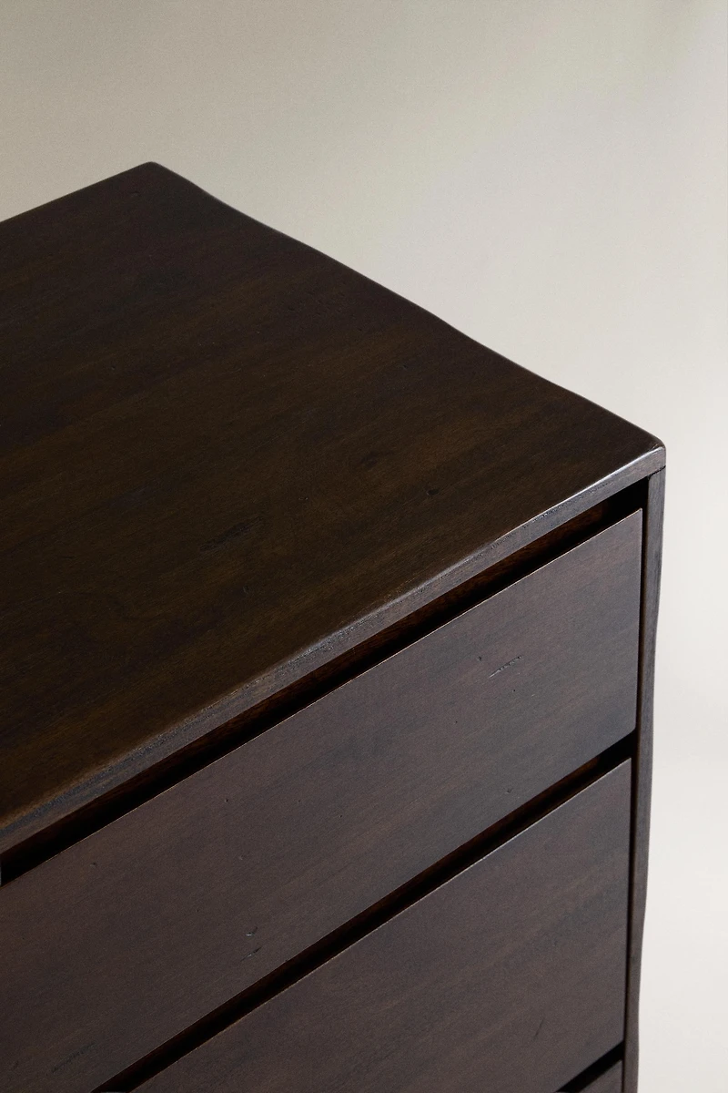 VINTAGE WOODEN CHEST OF DRAWERS