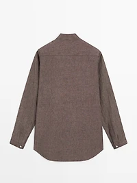100% linen V-neck shirt
