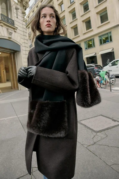 PLAIN WOOL SCARF WITH FAUX FUR EFFECT