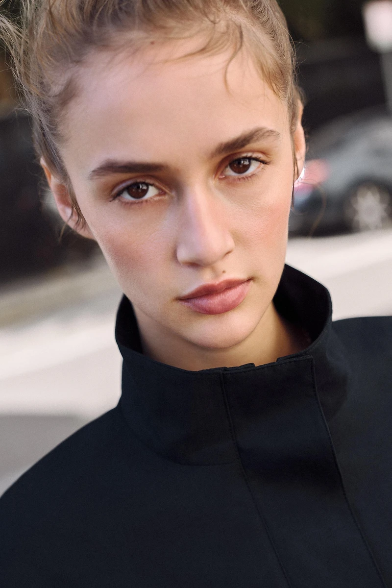 CROPPED HIGH COLLAR JACKET