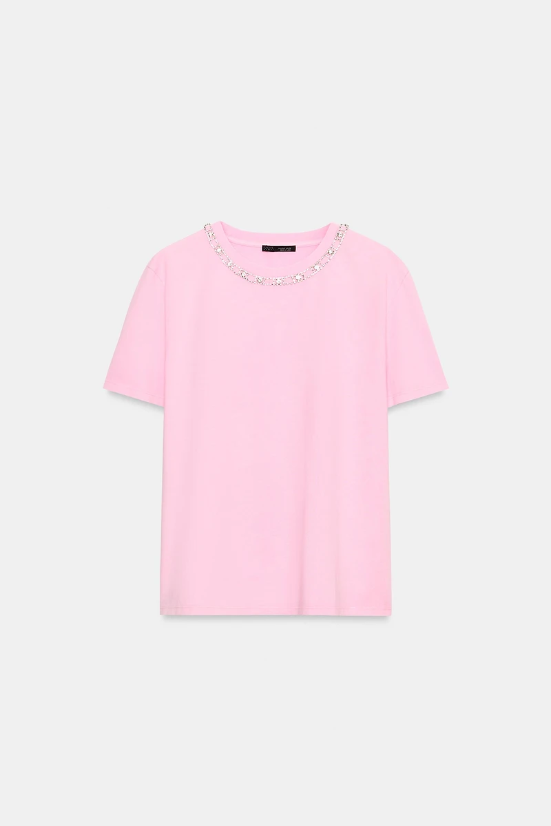 WASHED EFFECT JEWELED T-SHIRT
