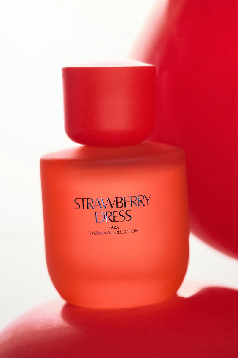STRAWBERRY DRESS EDT 90ML (3.04 FL. OZ).