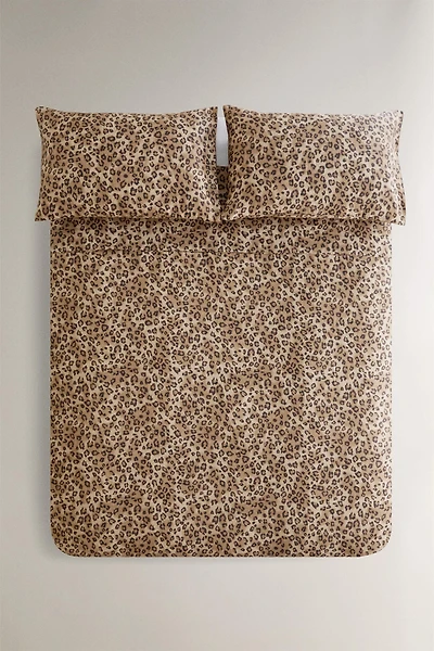 SATEEN DUVET COVER WITH ANIMAL PRINT