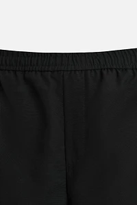 TEXTURED REGULAR FIT SHORTS