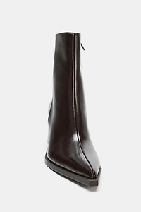 WIDE HEEL ANKLE BOOTS