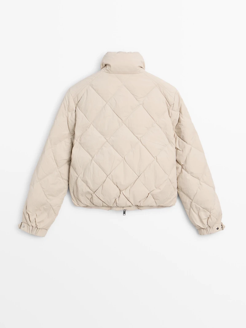 Short puffer jacket