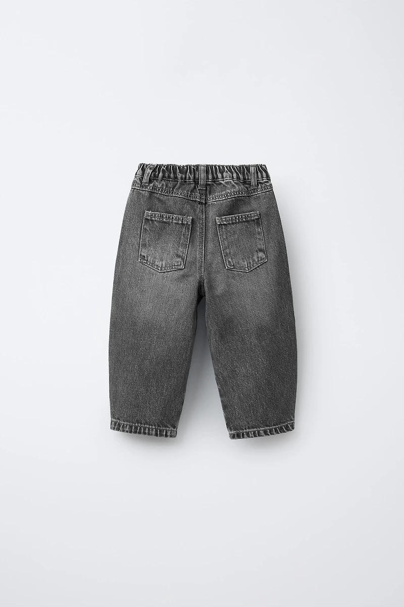 BARREL PLEATED JEANS