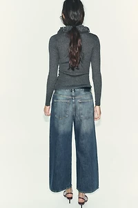 GILET EN MAILLE À FLEURS AVEC LAINE