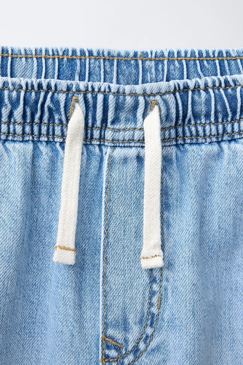 FLOWY STRAIGHT LEG JEANS