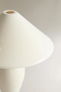 CORDLESS CERAMIC LAMP