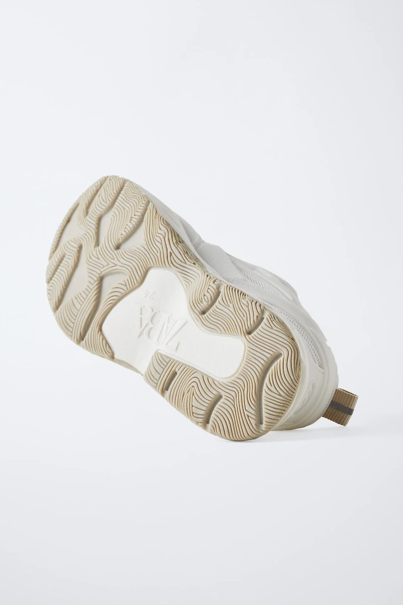MULTI-PIECE SNEAKERS