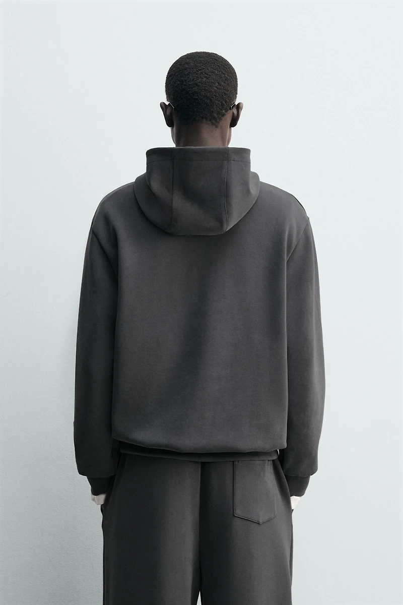 SWEAT DÉLAVÉ SOFT À CAPUCHE