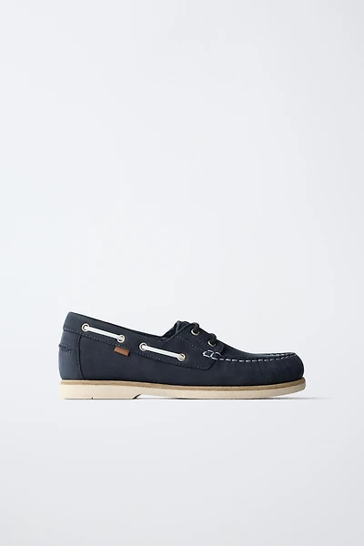 LEATHER BOAT SHOES