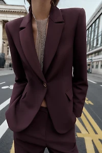 TAILORED BLAZER WITH SHOULDER PADS