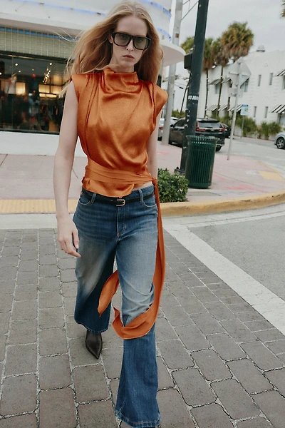 SATIN EFFECT TIE TOP