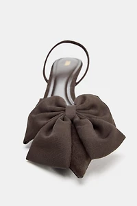 BOW DETAIL HEELS