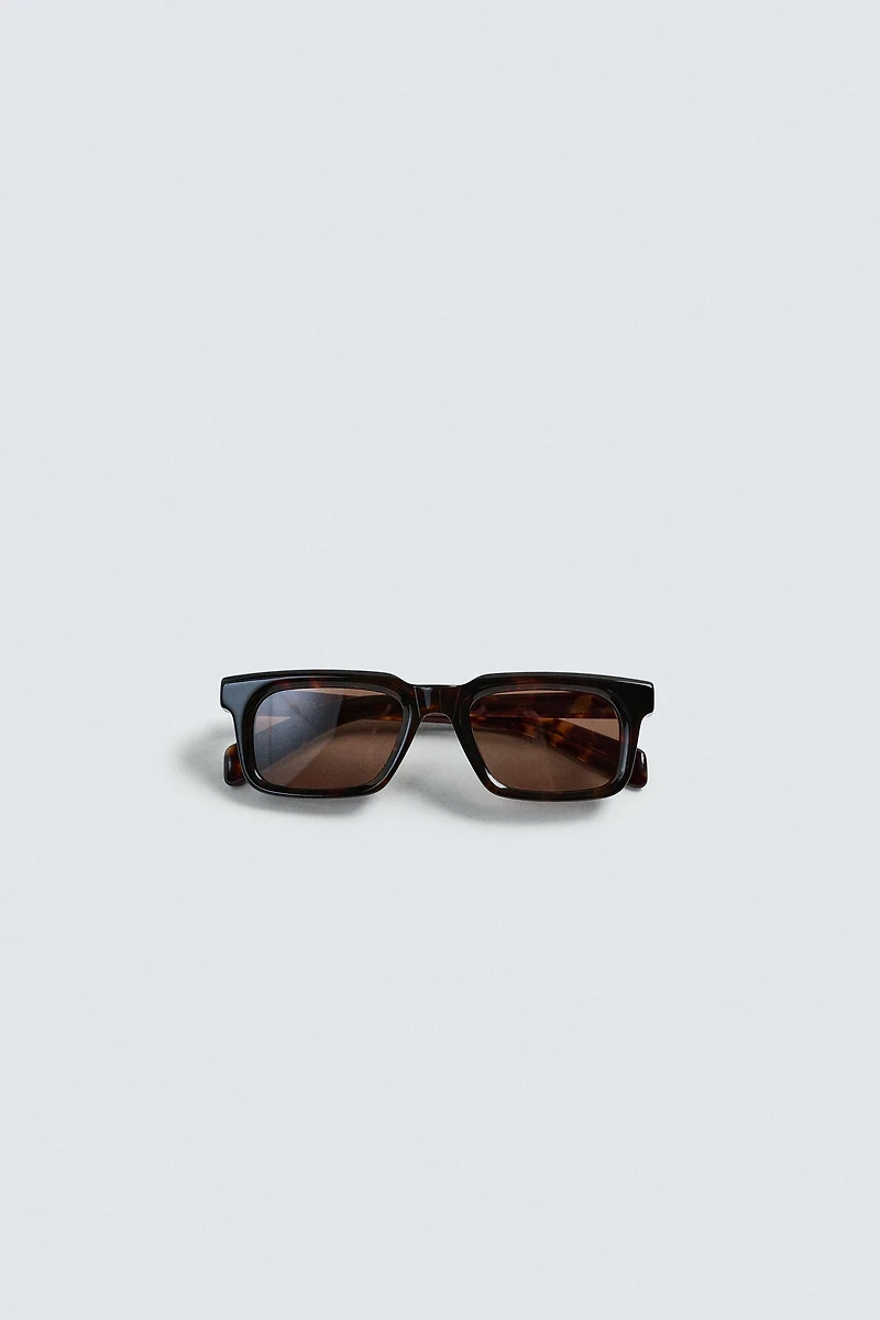 RECTANGULAR SUNGLASSES