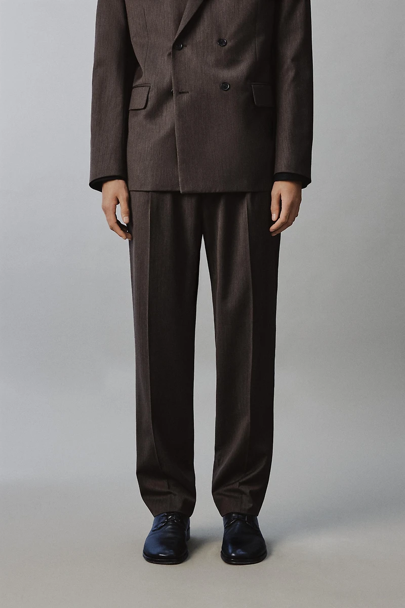 PANTALON REGULAR FIT COSTUME À CHEVRONS