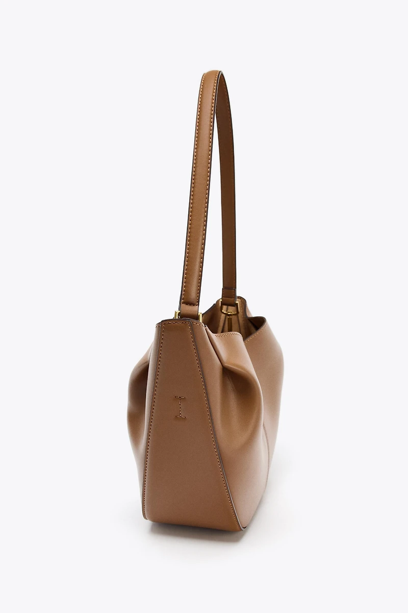 GATHERED SHOPPER