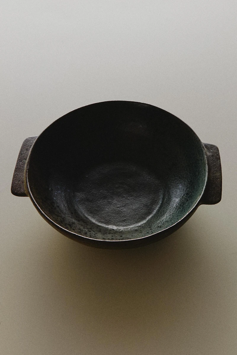 CERAMIC BOWL WITH HANDLES