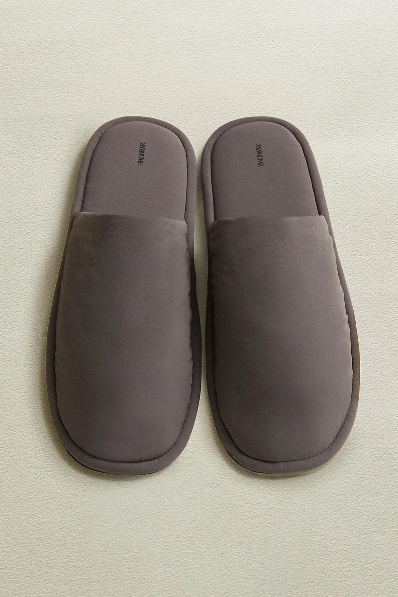 TECHNICAL FABRIC SLIPPERS