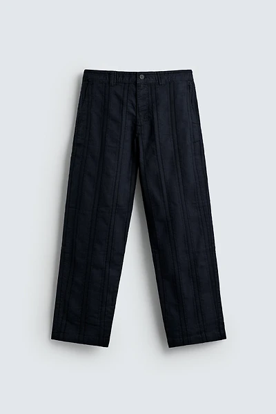 PANTALON JACQUARD RAYURES