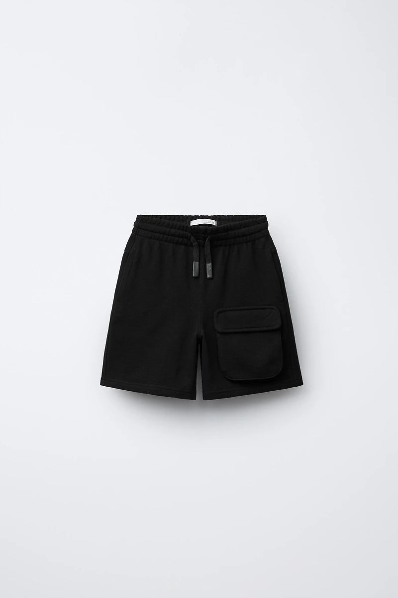 STRAIGHT FIT GARMENT DYE PLUSH SHORTS