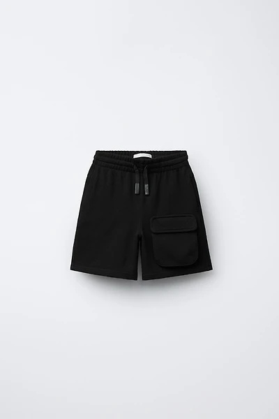STRAIGHT FIT GARMENT DYE PLUSH SHORTS