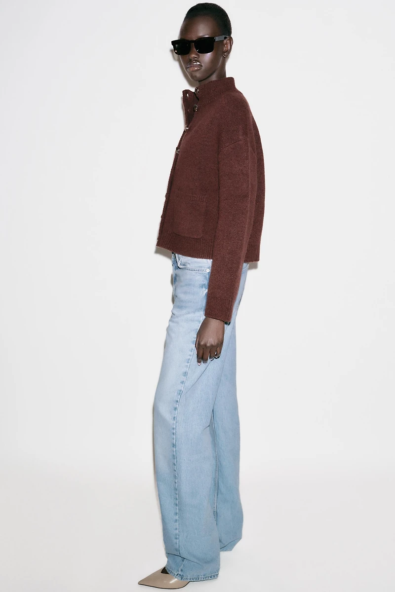 HIGH COLLAR CARDIGAN