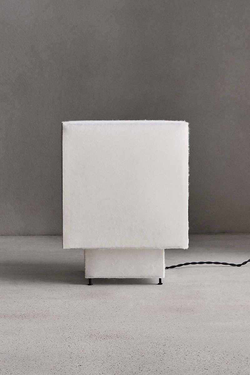 TABLE LAMP S 02