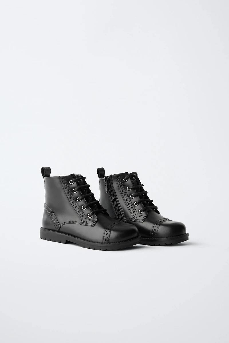 LEATHER BOOTS