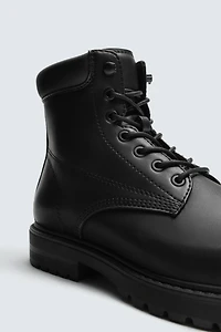 CHUNKY LACED BOOTS
